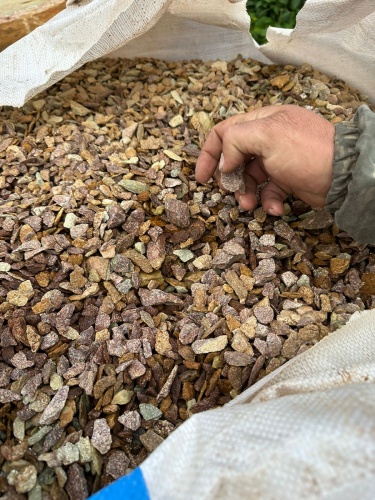 Златолит персиковый декоративная каменная крошка купить в Верещагино