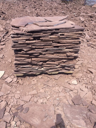 Плитняк лемезит бордовый для цоколя 1,5-2 см купить в Верещагино