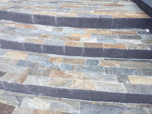 Плитка из Златолита Уральского для лестницы купить в Верещагино