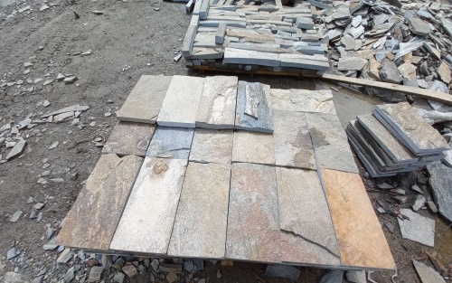 Плитка пилёная златолит Уральский для цоколя, отмостки купить в Верещагино