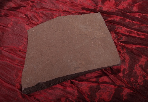 Плитняк лемезит бордовый для цоколя 1,5-2 см купить в Верещагино